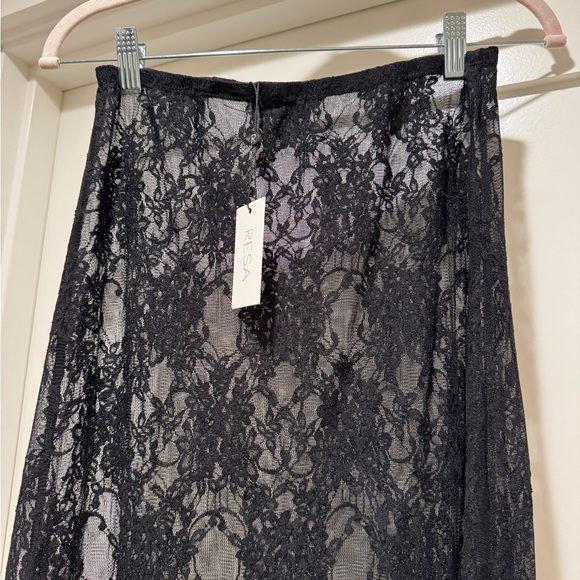 RESA black lace skirt - Picture 9 of 9